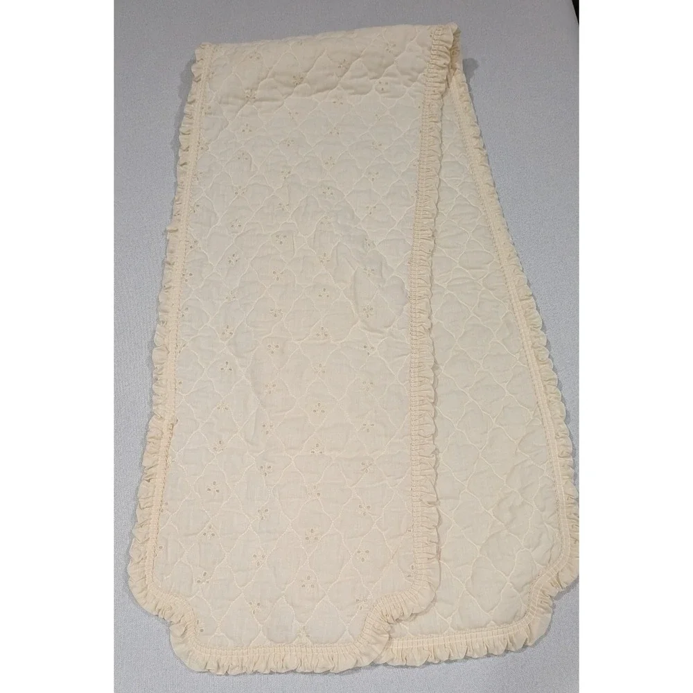 Table Runner Set Home OS Cream White Excellent Quilted Lace Village